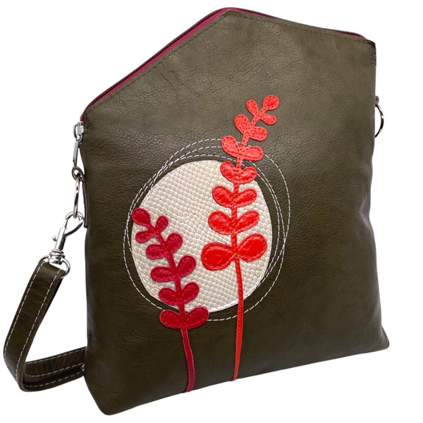 GRASS medium triangular bag / rucksack (olive green)